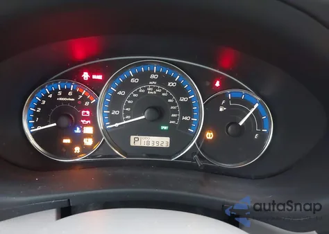 2011 Subaru Forester 2.5X z USA, uszkodzony, nr VIN JF2SHBBC8BH724058